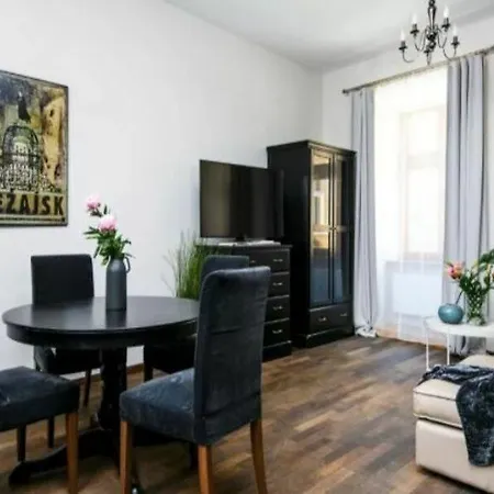 Old Town Grodzka Apartment